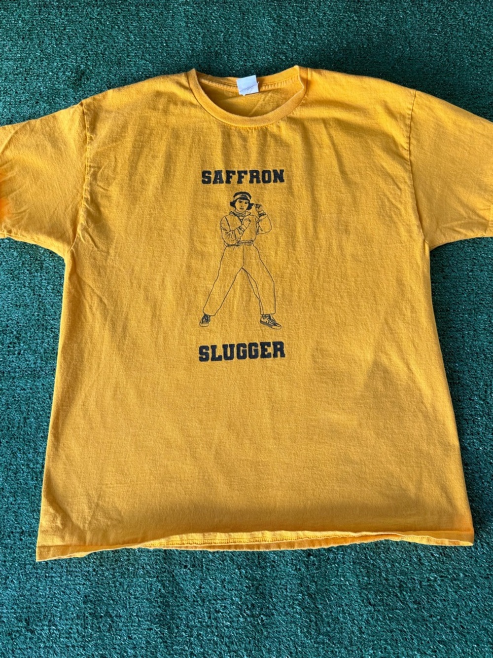 Night Talks “shake me awake” yellow tee Size L